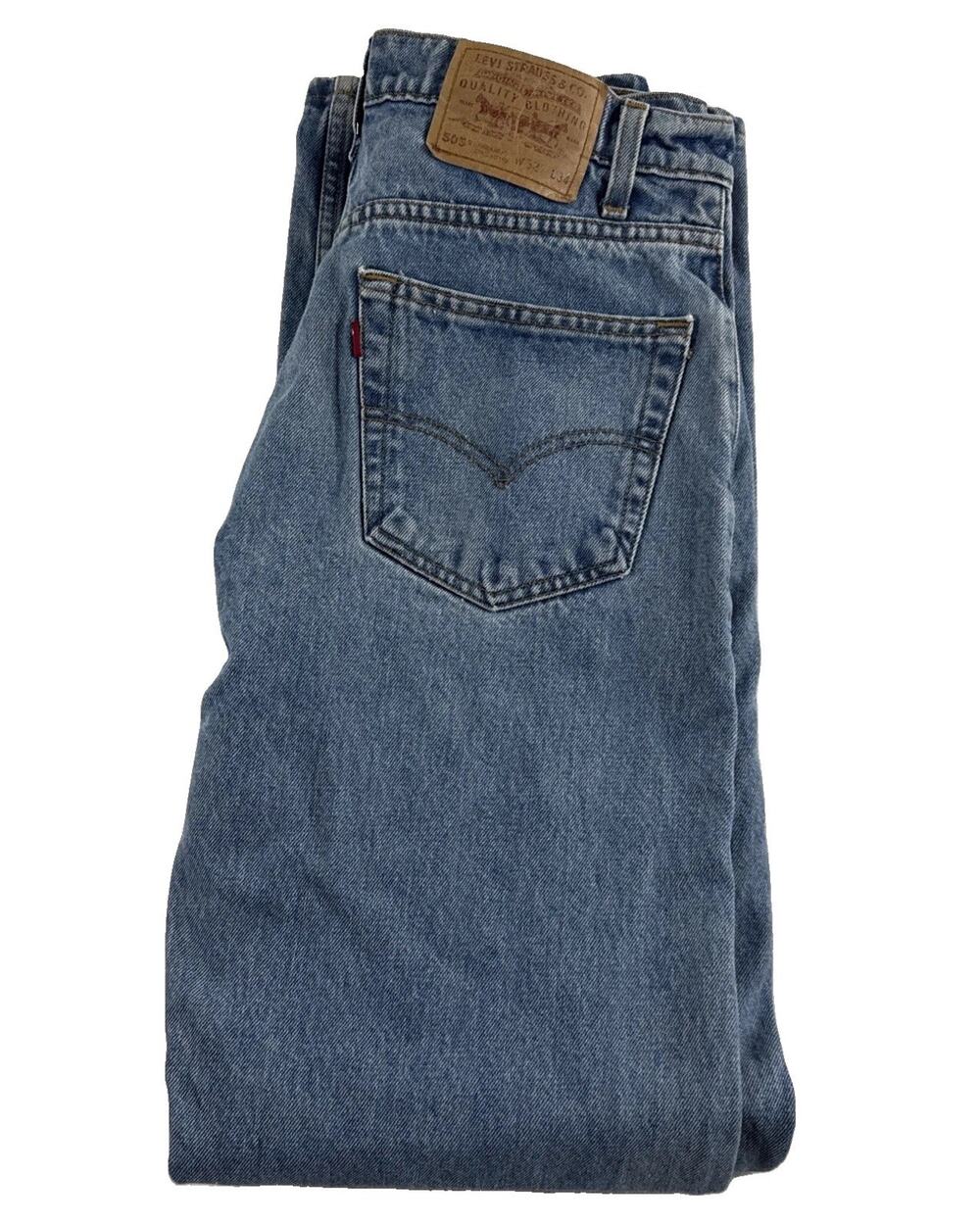 Vintage 90s Levi’s 505 Regular Fit Straight Leg 32x34 Paper Tag Light Wash Jeans